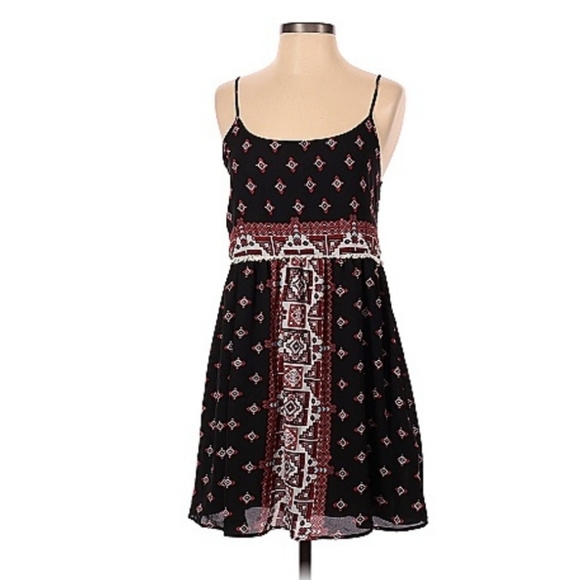 Taylor & Sage Dresses & Skirts - Taylor & Sage Dress Size S